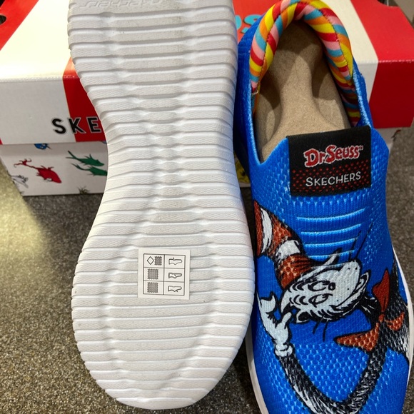 NIB Girls Sketchers brand slip on sneakers Cat in the Hat Sz 3 Blue - Picture 4 of 12